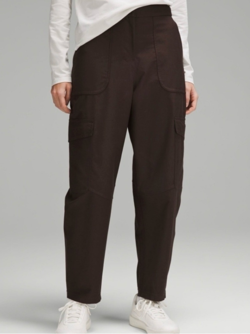 NWT Lululemon Women's Straight-Leg Cargo Pants in Dark Brown